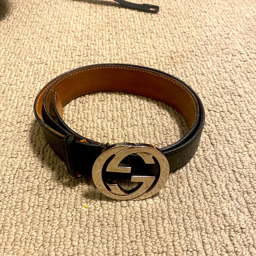 Gucci Signature Leather Belt